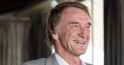 Bobby Charlton - Richard Arnold - Hamad Al-Thani - Jim Ratcliffe - Dave Brailsford - Manchester United takeover latest as Sir Jim Ratcliffe arrival scheduled ahead of possible ‘three-man sacking’ - manchestereveningnews.co.uk - Britain - France