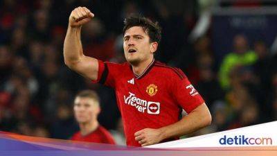 Harry Maguire - Raphael Varane - Jonny Evans - Ten Hag Masih Percaya dengan Maguire - sport.detik.com