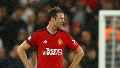 Man Utd's Evans out for 'next few weeks' with injury