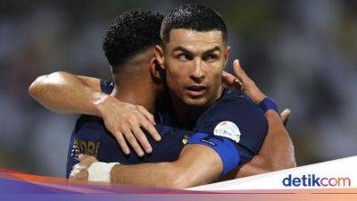 Cristiano Ronaldo - Alex Telles - Marcelo Brozovic - Anderson Talisca - Al Wehda Vs Al Nassr: Ronaldo Bikin Gol, The Global One Menang - sport.detik.com - Qatar - Saudi Arabia