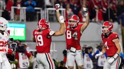 No. 2 Georgia makes case for top spot in CFP rankings after demolishing No. 9 Ole Miss