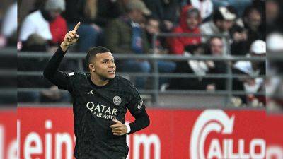 Kylian Mbappe Hat-Trick Takes PSG Top Of Ligue 1