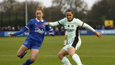 Chelsea stay top of WSL with win over Everton as Man City slip up
