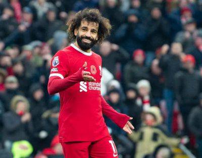 Mohamed Salah at double as Liverpool ease past Brentford