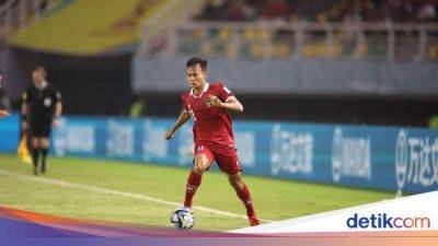 Piala Dunia U-17: Wejangan Radja Nainggolan Agar Riski Afrisal Lebih Sip