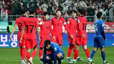 Creative Lee delights South Korea coach Klinsmann