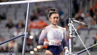 US Olympic gold gymnast Suni Lee says she gained 45 pounds from kidney issue: 'I couldn't do a flip'