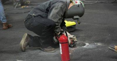 Carlos Sainz - Loose manhole cover causes cancellation of first Las Vegas Grand Prix practice - breakingnews.ie