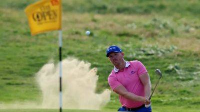 Wallace leads DP World Tour Championship after history-making back nine