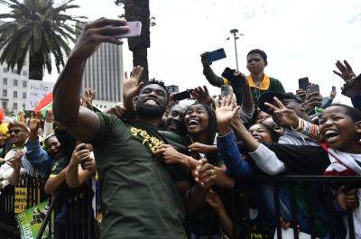 New York to Paris, jet-setting Bok captain Kolisi reports for duty at new club Racing