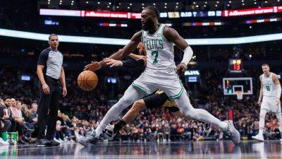 Jaylen Brown - Celtics' Jaylen Brown rips 'unacceptable' conditions of NBA In-Season Tournament courts after injury - foxnews.com - Usa - Canada - county Garden - county Ontario - state Massachusets