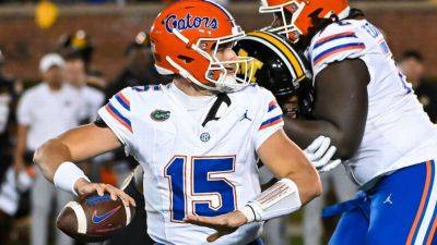 Billy Napier - Florida Gators QB Graham Mertz suffers fractured collarbone - ESPN - espn.com - state Wisconsin - state Missouri - county Graham