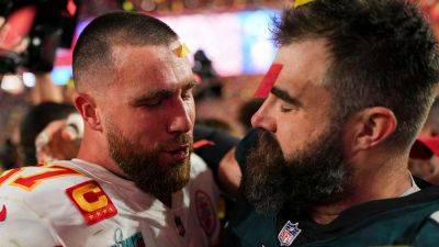 Travis Kelce - Donna Kelce - Jason Kelce - Eagles troll Travis Kelce ahead of major Monday night matchup - foxnews.com - New York - county Eagle - state Arizona - county Cooper