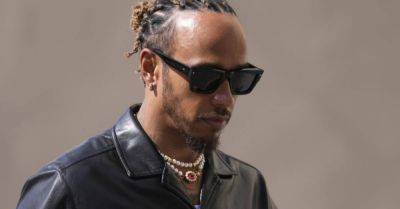 Lewis Hamilton: I did not approach ‘lonely’ Christian Horner about Red Bull move
