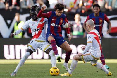 Flat Barca claim late draw at Rayo