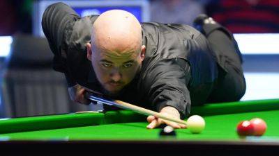 Mark Selby - Luca Brecel - Luca Brecel battles through to second round at UK Championship - rte.ie - Britain - Belgium - county York
