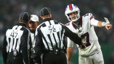 Josh Allen - Tim Nwachukwu - Mitchell Leff - NFL fans skewer refs for missed penalty after tackle on Bills' Josh Allen - foxnews.com - county Eagle - Lincoln