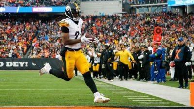 Steelers' offense enjoys prolific day in wake of OC's firing - ESPN