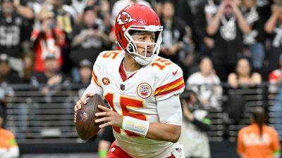 Patrick Mahomes - Josh Jacobs - Chiefs climb back from 14-point deficit to top Raiders - foxnews.com