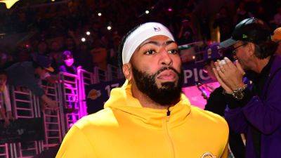Sixers' Paul Reed takes jab at Lakers' Anthony Davis before game: 'Big flopper'