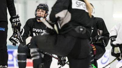 'Immediate bond': Toronto PWHL players building on old, new relationships with common goal