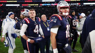 Bill Belichick mum on Patriots' quarterback situation, as Bailey Zappe takes practice reps