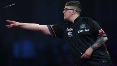 Keane Barry first of eight Irish in action at World Darts Championship