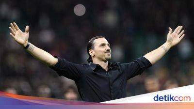 Simon Kjaer - Zlatan Ibrahimovic - Olivier Giroud - AC Milan Belum Punya 'Kursi' untuk Ibrahimovic - sport.detik.com