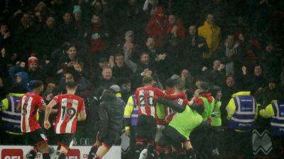 Sheffield United end winless run with last-gasp penalty against Wolves