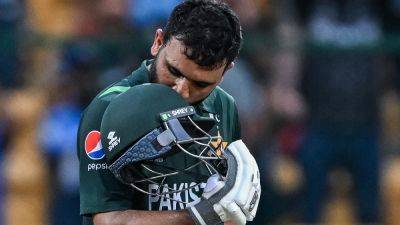 Fakhar Zaman - Pakistan Star Fakhar Zaman's 'Rain Admission' As Pakistan Keep In World Cup Semi-final Race Alive - sports.ndtv.com - New Zealand - Pakistan