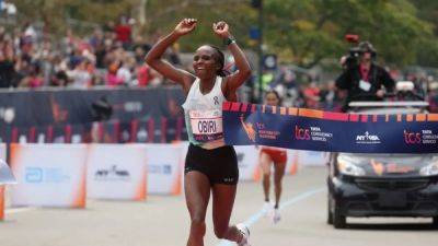 Tola wins men's NYC Marathon, Obiri wins women's race