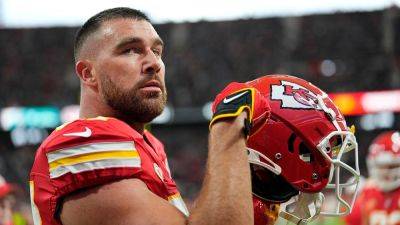 Travis Kelce faces jabs after another quiet game without Taylor Swift in attendance