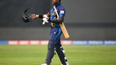 Watch: Angelo Mathews Left Fuming After 'Timed Out' Dismissal, Throws Away Helmet