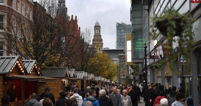 How to get to Manchester Christmas Markets by public transport