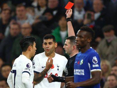 Tottenham boss Postecoglou laments VAR as Romero and Udogie sent off in Chelsea defeat
