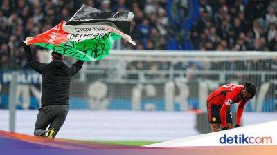 Pesan Menyentuh di Bendera Palestina dalam Duel Copenhagen Vs MU - sport.detik.com - Indonesia - Israel