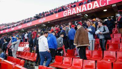 Updated European round-up: Granada's LaLiga game against Bilbao abandoned after death of fan, Girona go top with win at Barcelona
