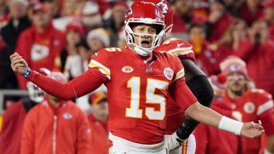 Patrick Mahomes - Travis Kelce - Mahomes, Reid criticize offside call that negated Kelce lateral TD - ESPN - espn.com - state Missouri