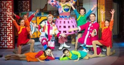 I was actually scared of getting picked on by Bury's brilliantly terrifying pantomime dame - manchestereveningnews.co.uk