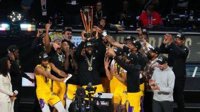 Anthony Davis - Tyrese Haliburton - Giannis Antetokounmpo - James Davis - Los Angeles Lakers to hang banner that honors NBA Cup win - ESPN - espn.com - New York - county Bucks - Los Angeles - state Indiana
