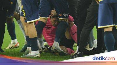 Liga Turki Ditangguhkan gegara Insiden Pemukulan Wasit