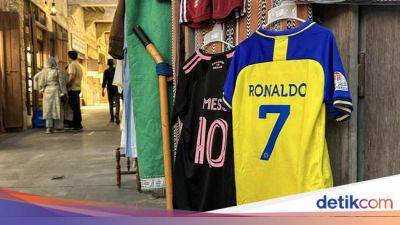 Lionel Messi - Cristiano Ronaldo - Inter Miami - Les Parisiens - Duel Messi Vs Ronaldo Kembali Digelar Februari 2024 - sport.detik.com - Saudi Arabia - Hong Kong - El Salvador