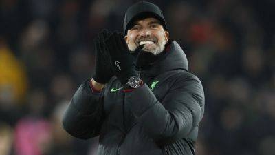 Jurgen Klopp wary of threat posed by misfiring Manchester United