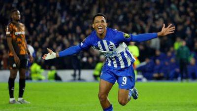 Late Pedro goal gives Brighton win over Marseille and top spot in Europa League group