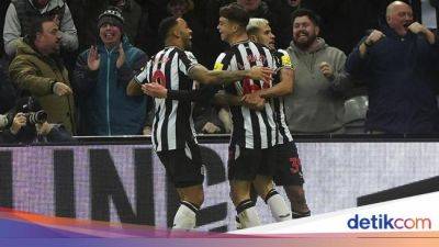 Newcastle United Vs Fulham: Menang 3-0, The Magpies Geser MU