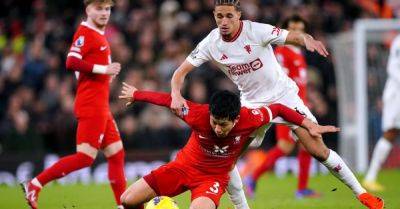 Manchester United battle to goalless draw at Anfield as Liverpool blunted