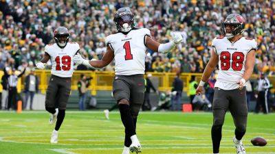 Bucs remain atop NFC South standings after beating Packers