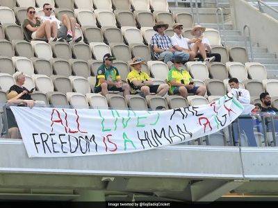 Banner Repeating Usman Khawaja's Banned Shoe Message Removed In Perth Stadium During First Test vs Pakistan