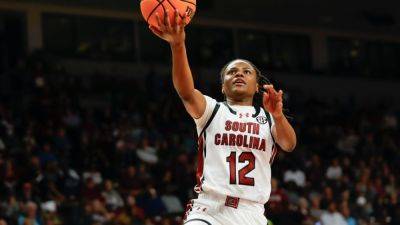 South Carolina remains No. 1 in AP women's college basketball poll - ESPN