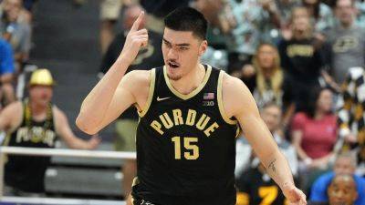 Purdue returns to No. 1 spot in AP men's college basketball poll - ESPN - espn.com - state Arizona - state Tennessee - state North Carolina - state Kansas - state Michigan - state Oklahoma - county Baylor - state Illinois